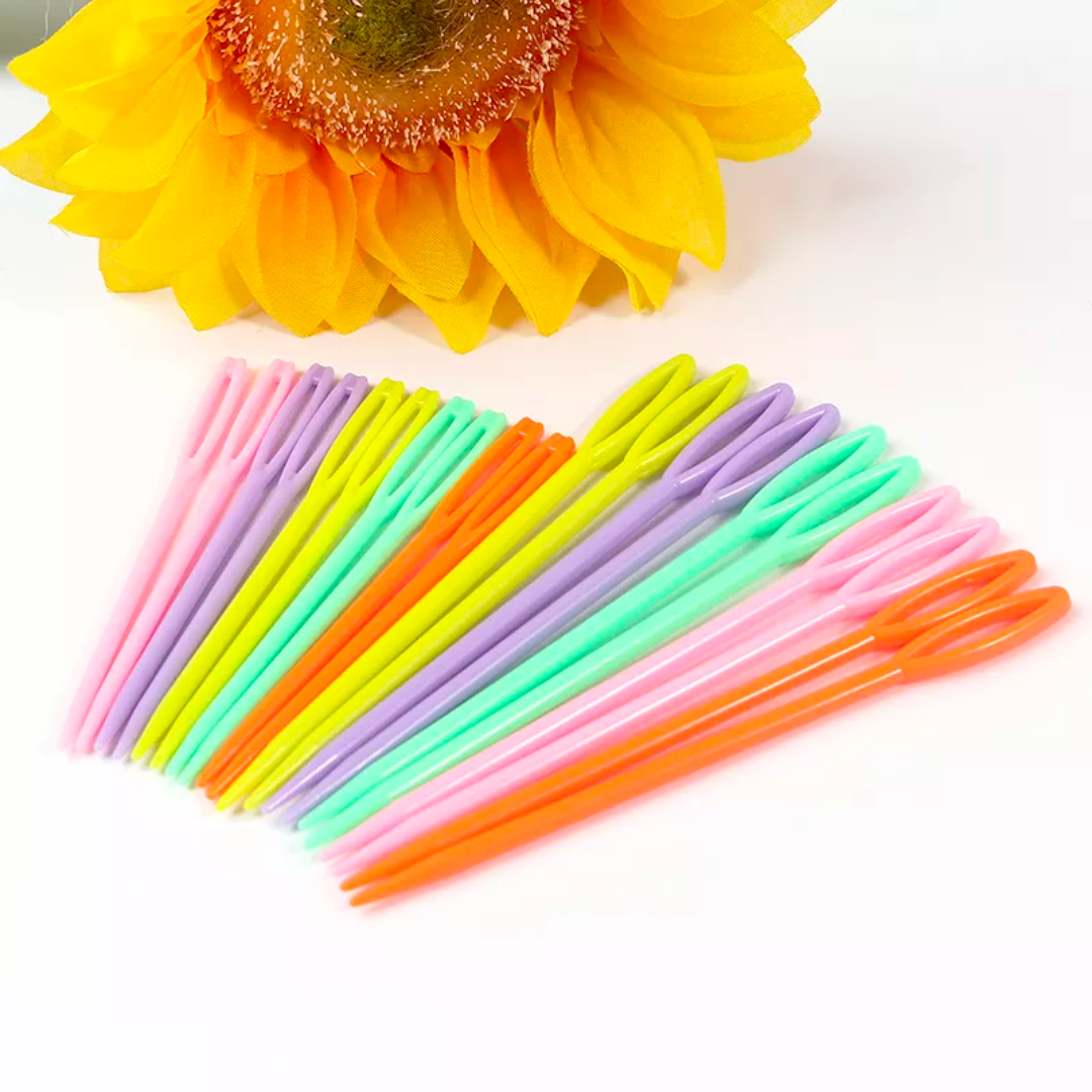 Plastic Yarn Needles 20pcs