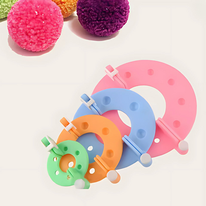 Pom Pom Maker Set