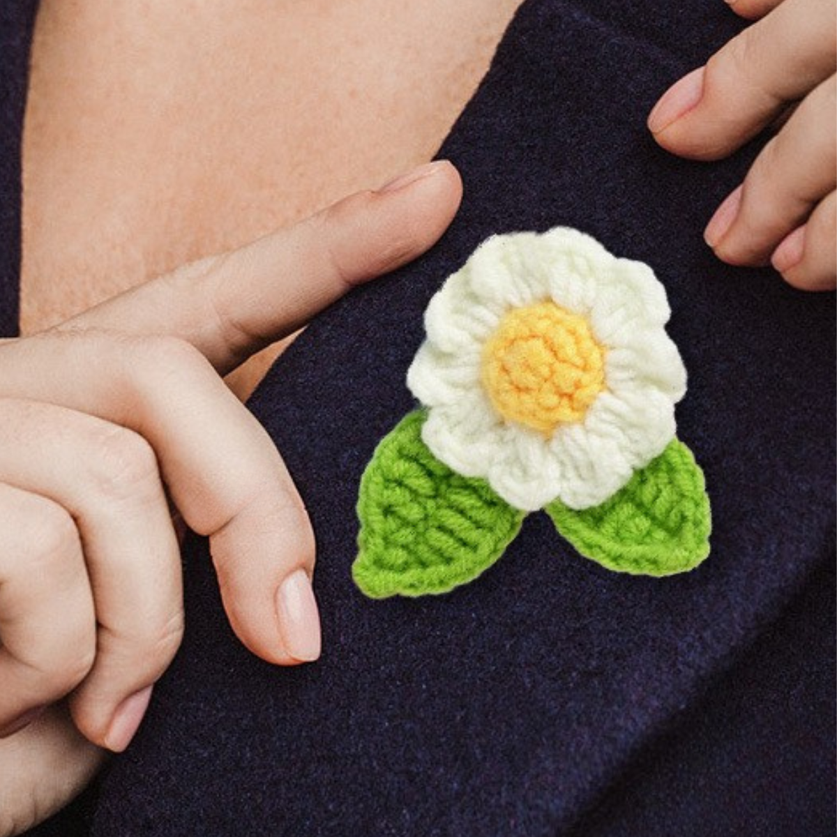 Crochet Flower Brooch Kit 4pcs