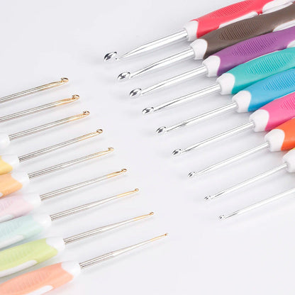 Crochet Hook Set 9 Pcs with Soft Grip Handles