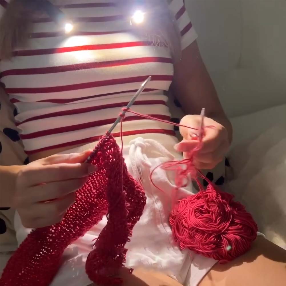 Crocheting/Knitting Neck Lamp