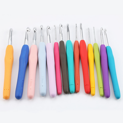 Crochet Hook Set 31 Pcs with Bag - Beginner Friendly